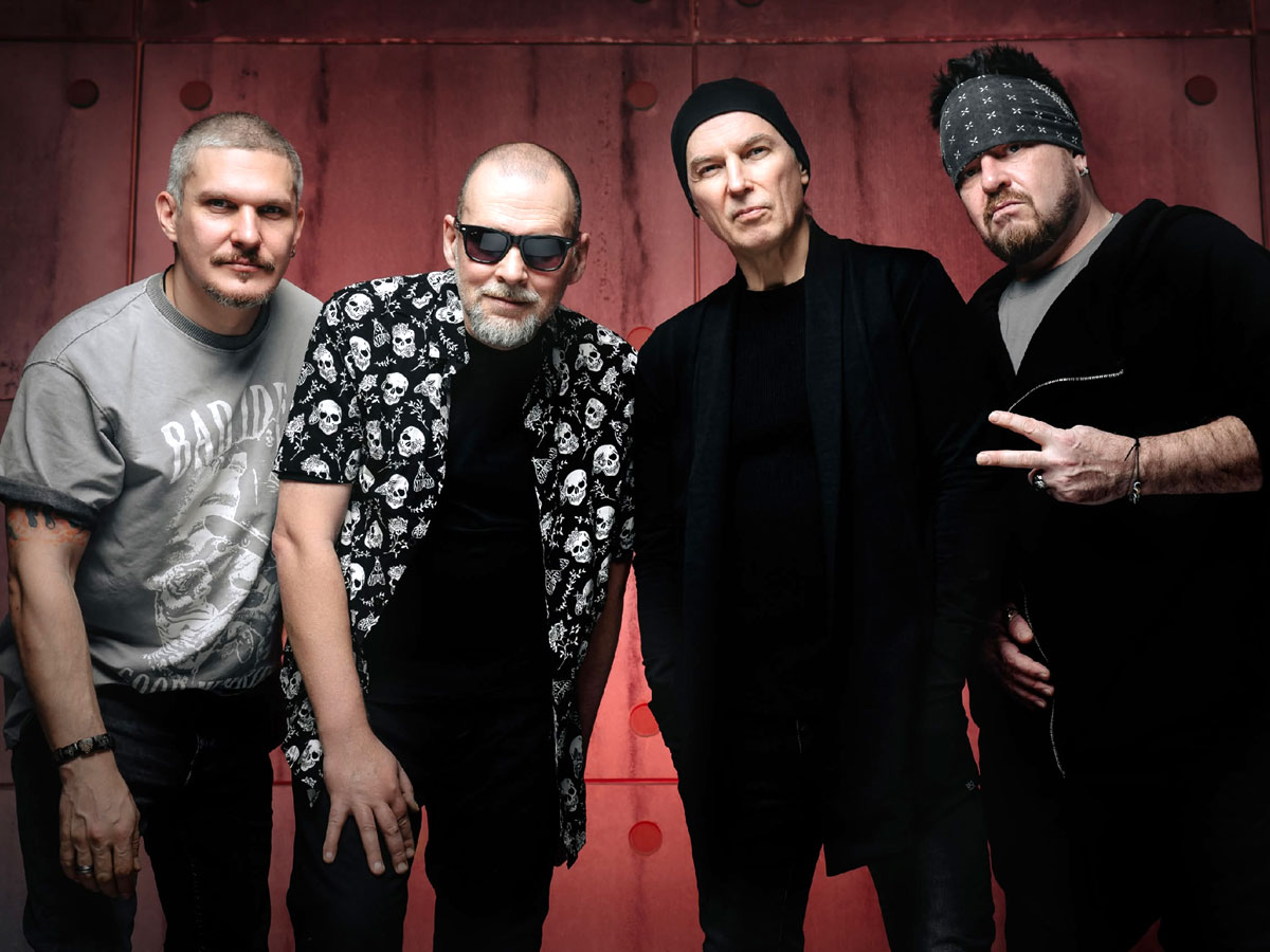 «Черный обелиск»