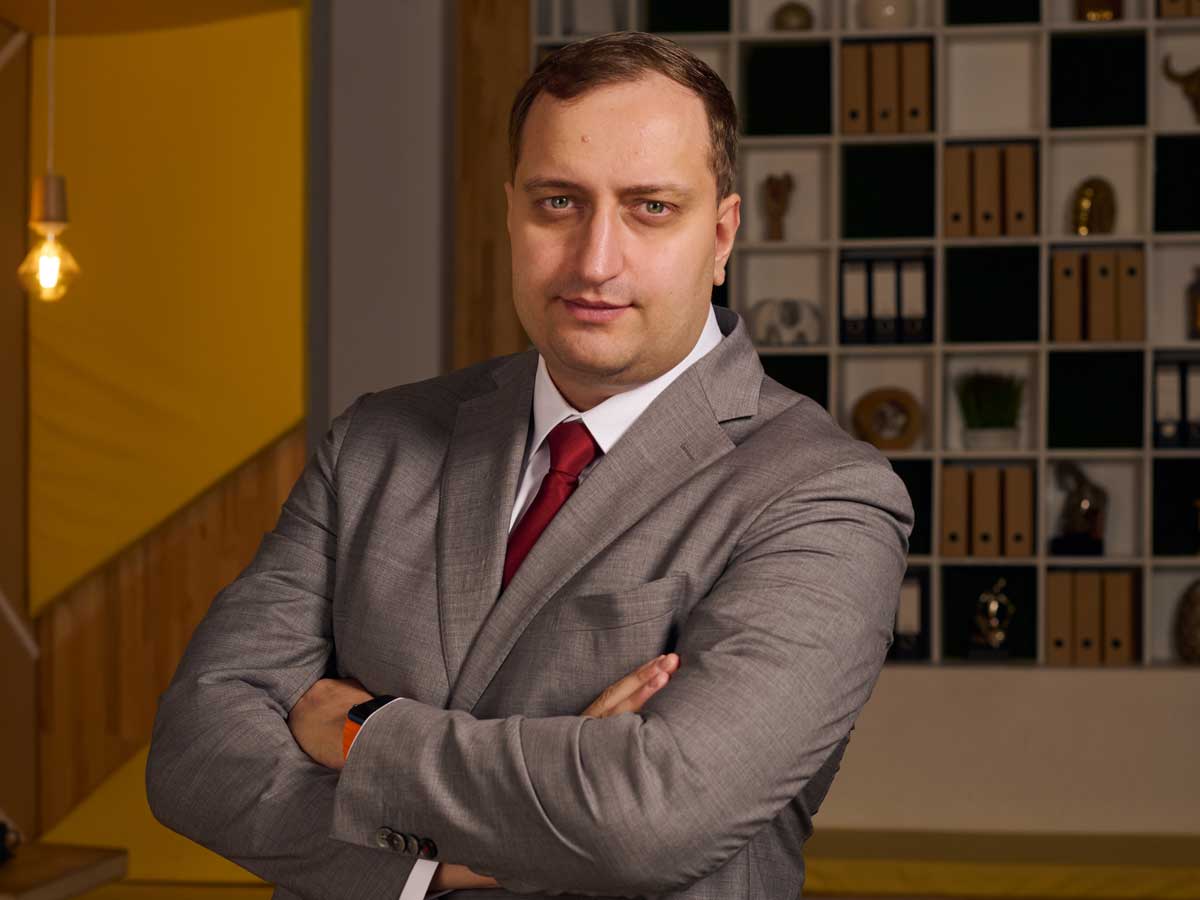 Дмитрий Старцев