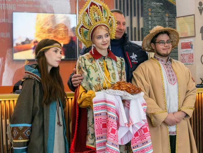 Этномир: от свитка Конфуция до приготовления каравая