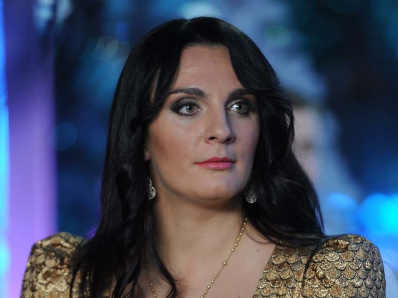 Красивая, загадочная, мрачная: вот как выглядит Ваенга после изнурительной болезни