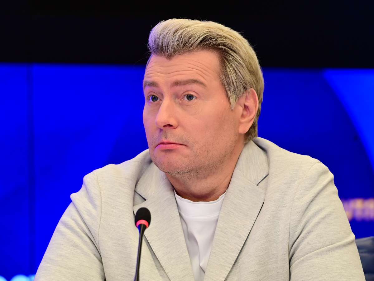 «Люблю и ненавижу!» Бывшая возлюбленная слила в Сеть постельное фото с Николаем Басковым в его день рождения