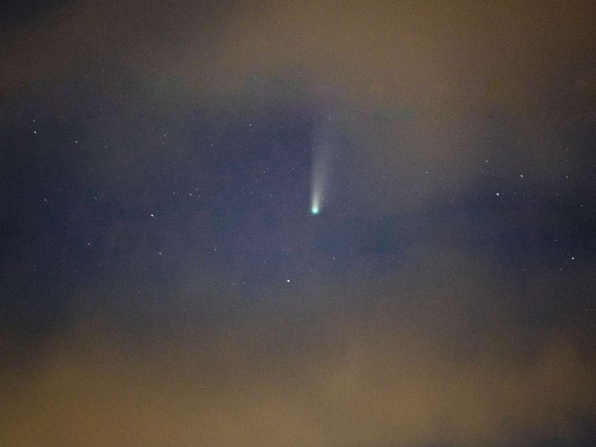 Метеорит, НЛО или космический мусор? Что пролетело над Москвой 27 октября