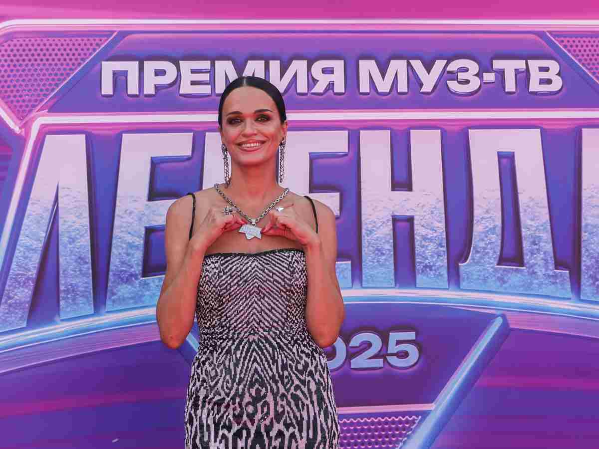 Певица Слава продает квартиру для любовных утех: вот сколько придется заплатить за зеркальные потолки, отсутствующие стены и двери