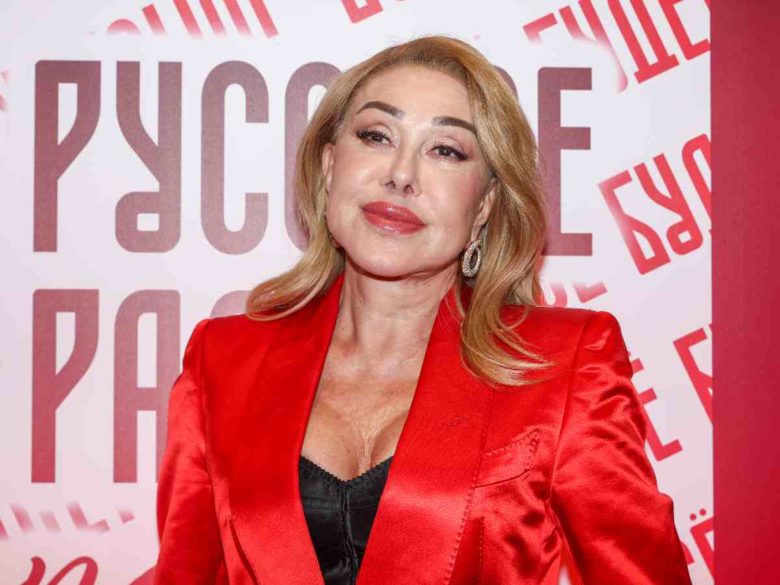 «Почему круги под глазами настолько черные?»: необычный внешний вид Успенской смутил народ