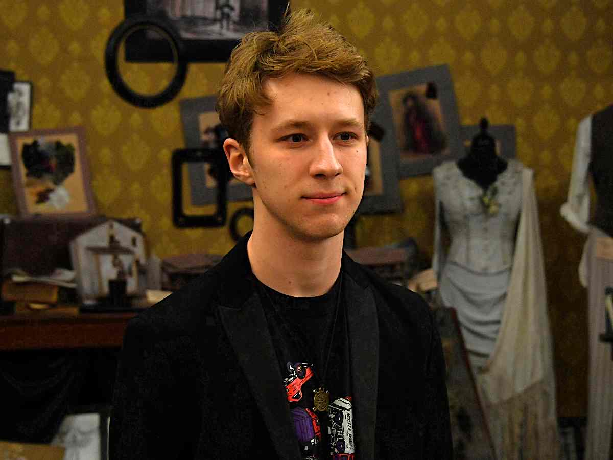 Почему семья отреклась от Семена Трескунова* из сериала «Ивановы-Ивановы»