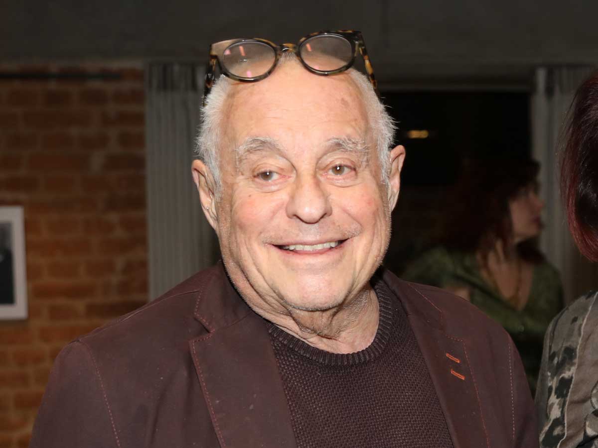 Презентации книги «Театральные парадоксы Марка Розовского»