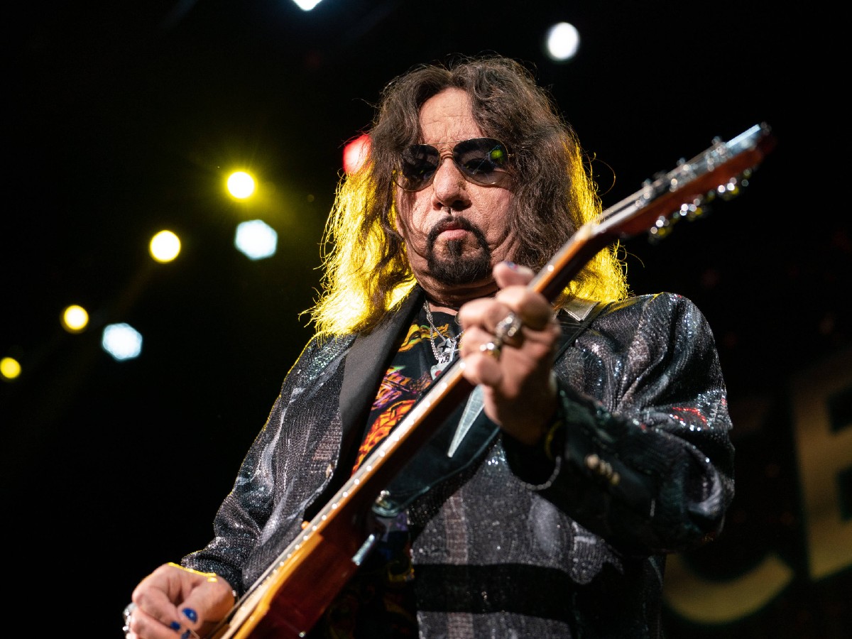 Семья отключила от аппарата жизнеобеспечения: умер Пол Дэниел «Эйс» Фрейли из группы KISS