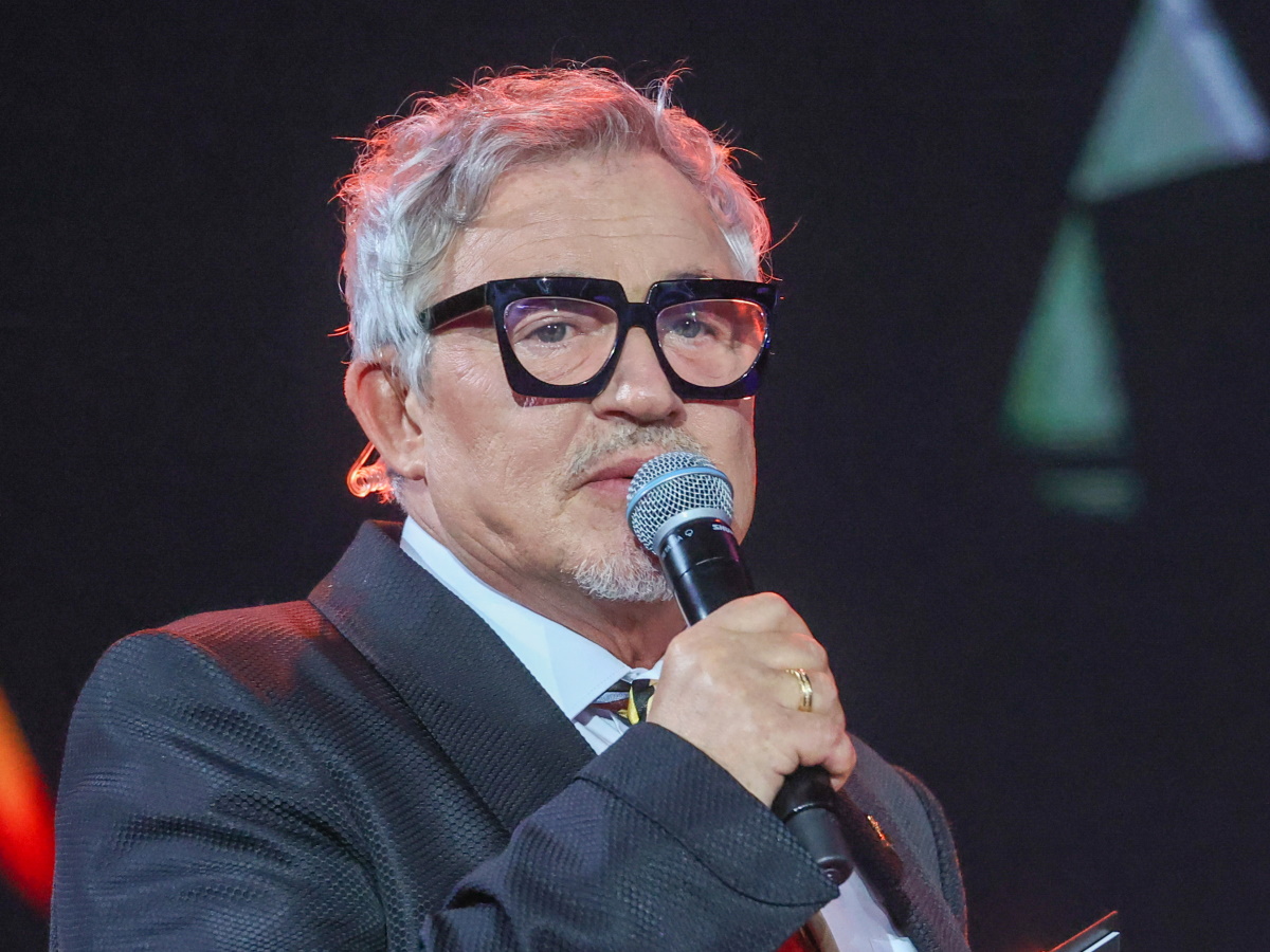 «Ты можешь разорить гнездо и облысеть как фасоль, но показывать будут меня!» Дибров прошелся по Товстику прямо при сыне