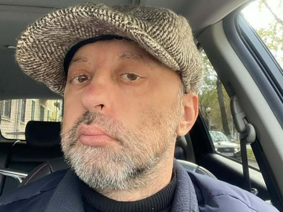 «В его голове появлялись новые опухоли, сделать с этим было ничего нельзя»: Семен Слепаков** о смерти Павла Козмопулоса из команды КВН «Сборная Пятигорска»