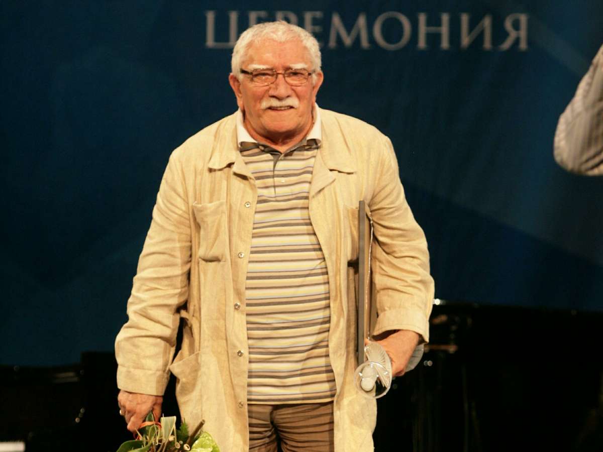 «Вы же думаете, что он был мачо»: вдова раскрыла всю правду об Армене Джигарханяне