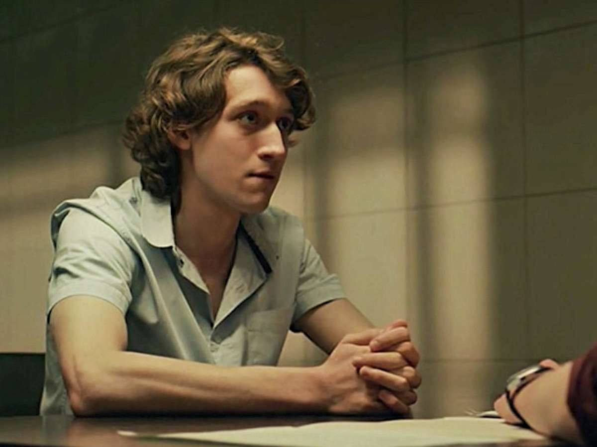 Яков Левда из «Склифосовского» получил три года колонии за избиение матери