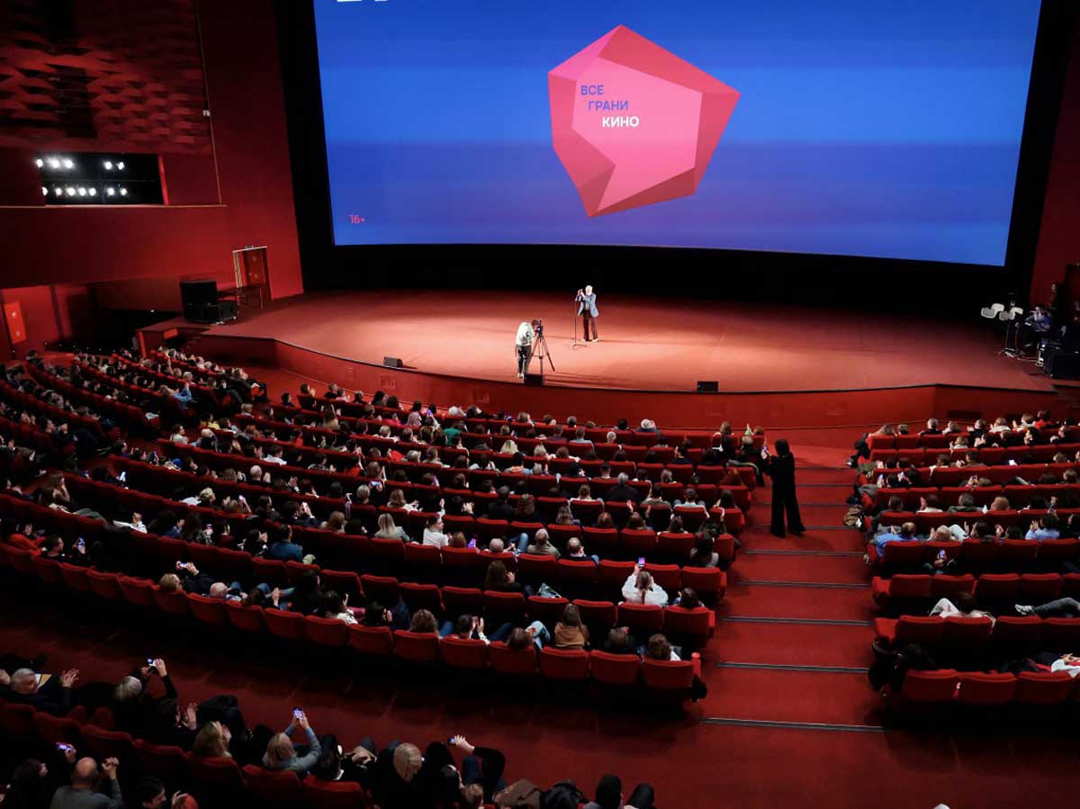 яркая театральная программа ждет зрителей фестиваля КАРО/АРТ #4