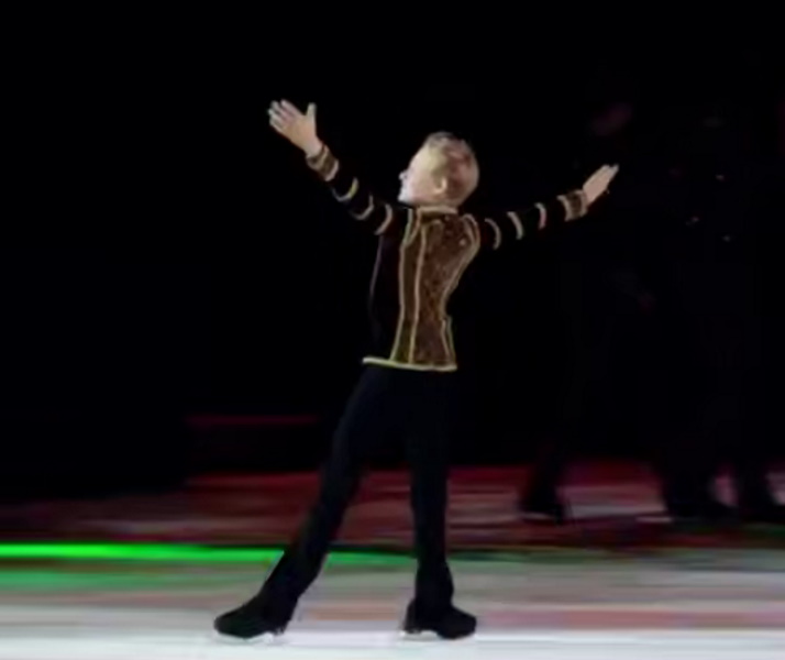 «Вы реально считаете, что его папа в 12 лет был лучше?» Защищающая сына Рудковская разоблачила Плющенко