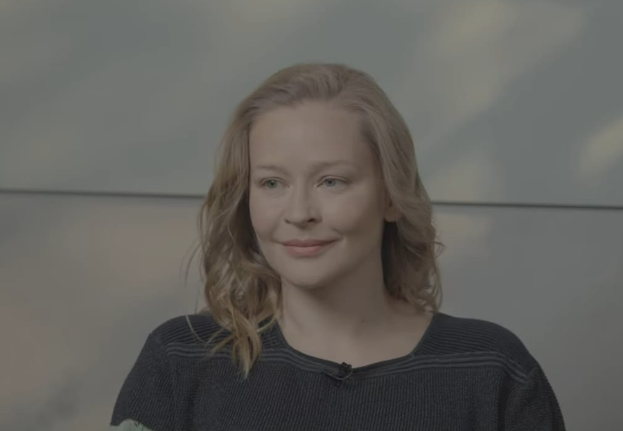 «Я за это очень сильно была побита»: как сердобольную Юлию Пересильд наказали за добрые дела