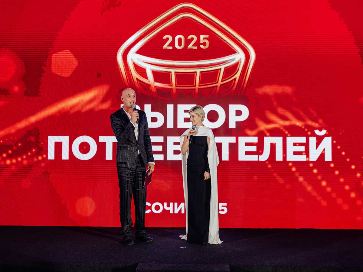 Антон-Привольнов-и-Елена-Николаева,-телеведущие