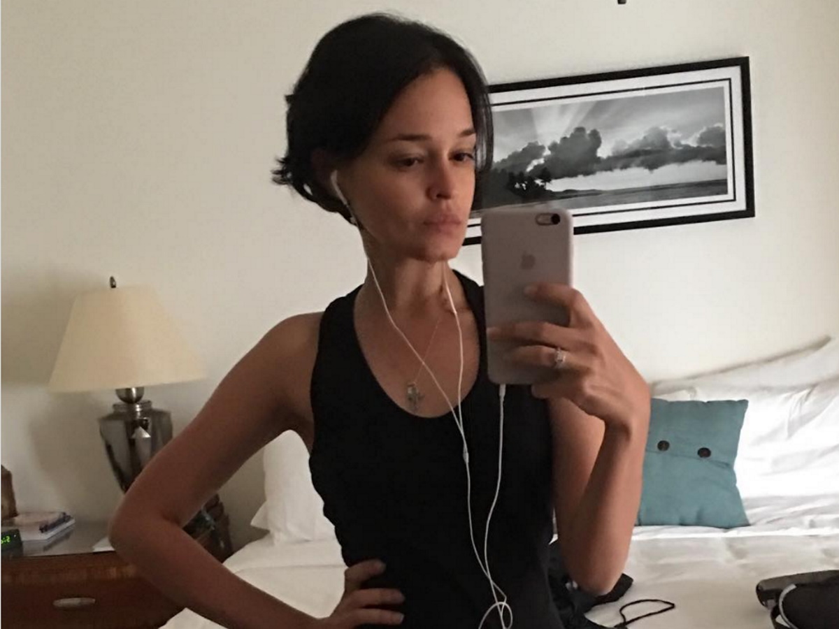 «Чехова и Гордон, где ваша совесть?»: вот как выглядит могила затравленной перед смертью Стеллы Барановской