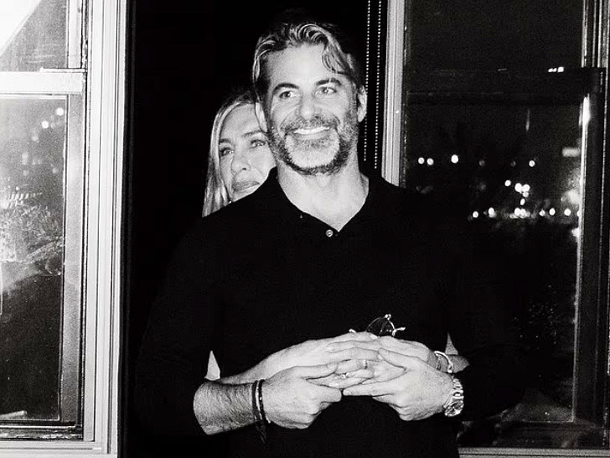 Дженнифер Энистон