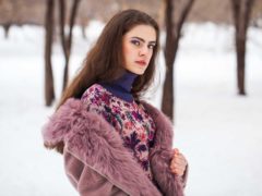 Дубленки в стиле 70-х и свитера с косами из 90-х - как выглядеть модно этой зимой