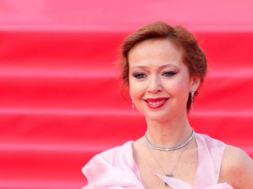 Елене Захаровой — 50! Как сейчас живет звезда «Кадетства»