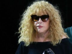 «Кайф»: всклокоченная Пугачева показала утренний променад