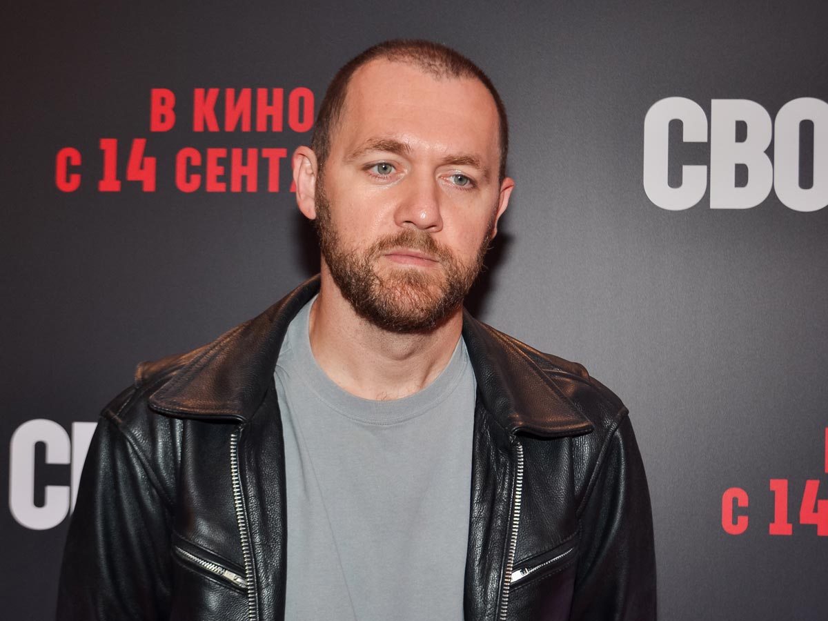 «Мы же не собственность друг друга»: Денис Шведов раскрыл секрет идеального брака