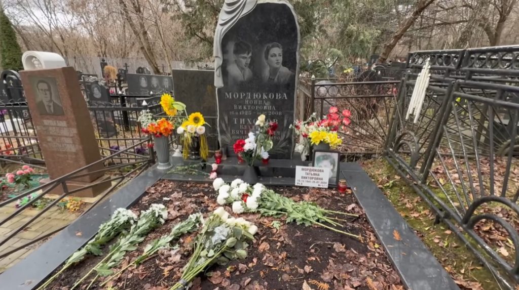 Племянница о бесчинствах на могиле Мордюковой: «Очень странно, что Миронов и Машков молчат»