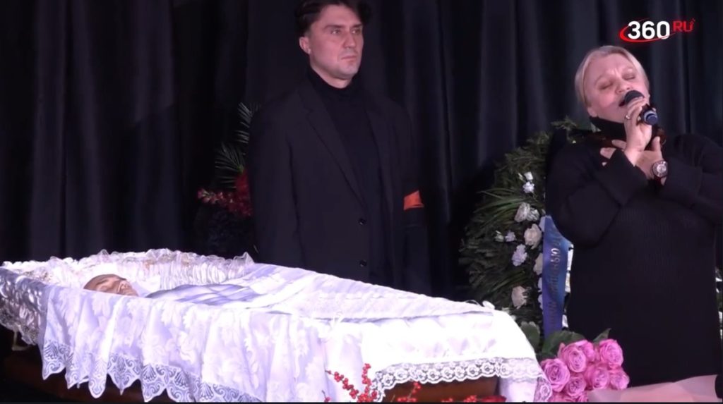 Последняя воля и безутешные родственники: прощание с Всеволодом Шиловским не обошлось без сюрпризов