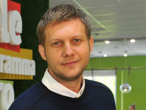 Садится симпатичный пацанчик, но от него немножечко пахнет": продюсер Картозия о сумевшем выбиться в люди Корчевникове