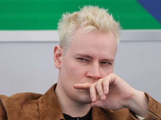 «Сбитые летчики»: владелец «Русского радио» Киселев прошелся по Крутому, Матвиенко, Михайлову и SHAMANу