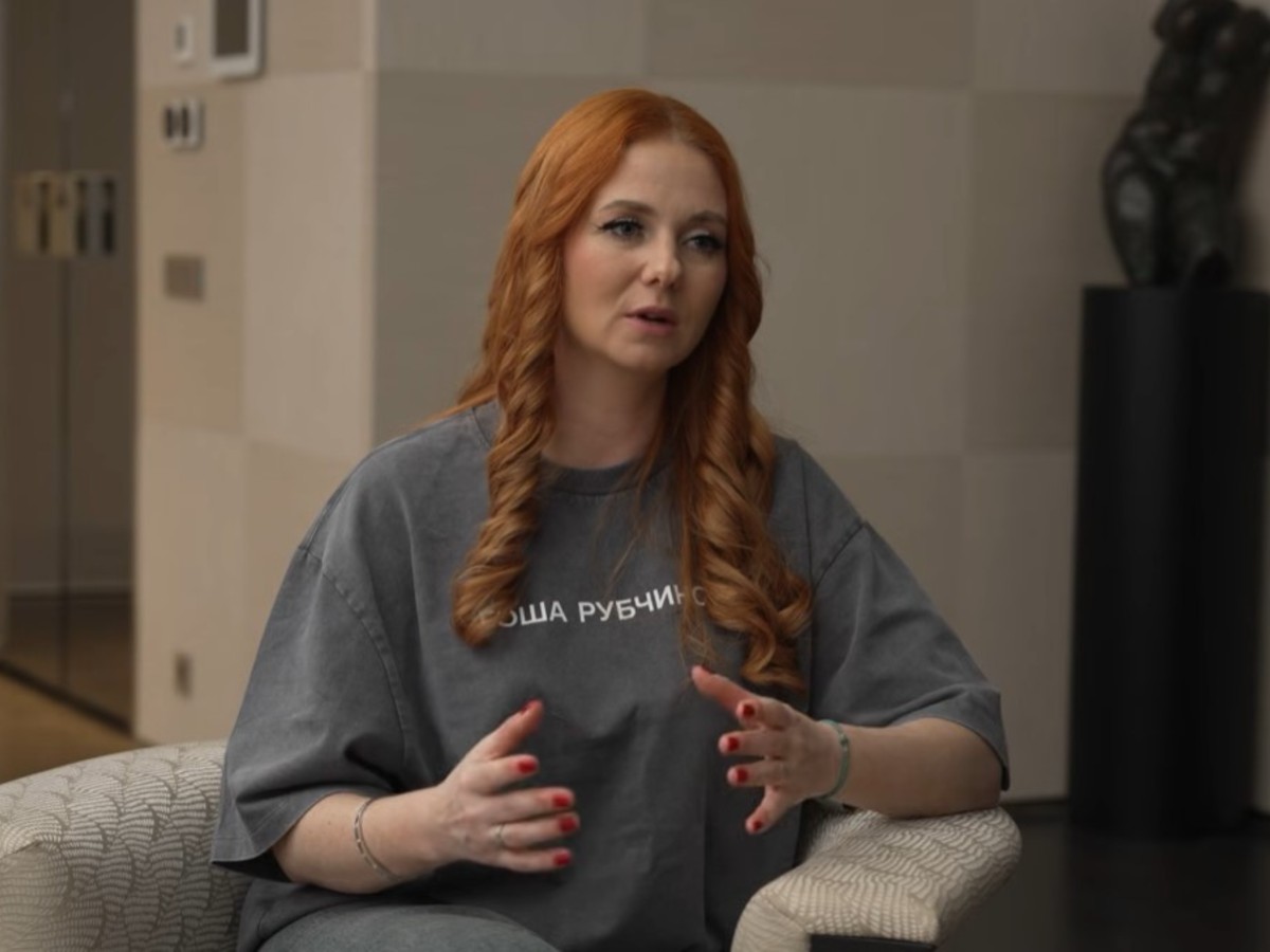 «Все крутили пальцем у виска»: Лена Катина отказалась рожать в США даже ради паспорта
