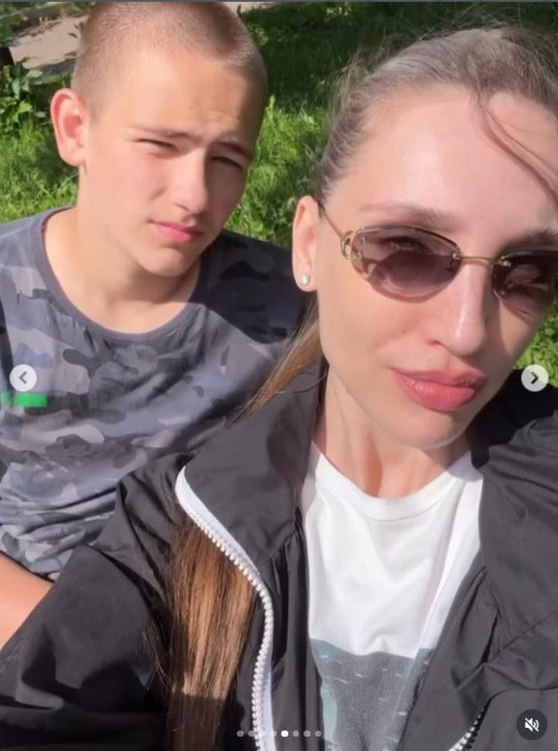 «Копия отец»: вдова скончавшегося после инсульта Алексея Янина показала подросшего сына