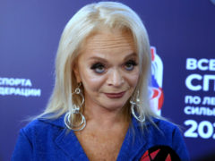 Лариса Долина