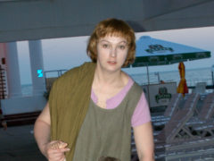 Нашел тело Качалиной, но полицию не вызвал: соседи актрисы о странном поведении Ефремова