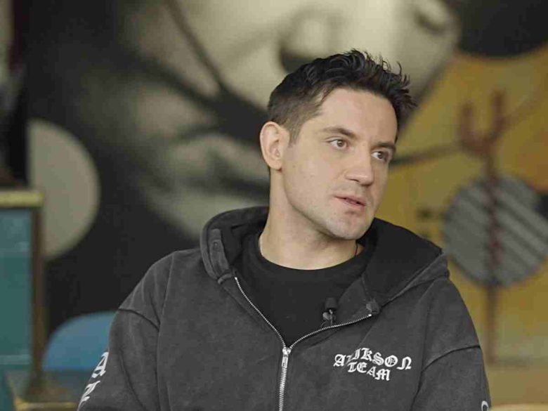 «Наверное, со мной что-то не так»: Богатырев прервал молчание после развода с Арнтгольц