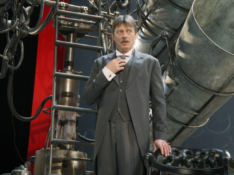 Прощание со звездой «Молодежки» Анатолием Лобоцким пройдет в особенном месте