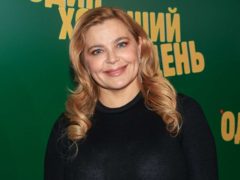 Шуба на голое тело? В Сеть попало горячее фото Ирины Пеговой