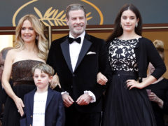 Траволта с семьей