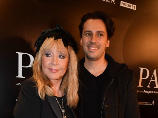 «У них нет совести!»: Галкина и Пугачеву пристыдили за молчание после смерти Алентовой