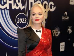 «Верни деньги, вся страна тебе хором говорит!»: покупательница квартиры Долиной отвергла «кабальное» предложение певицы