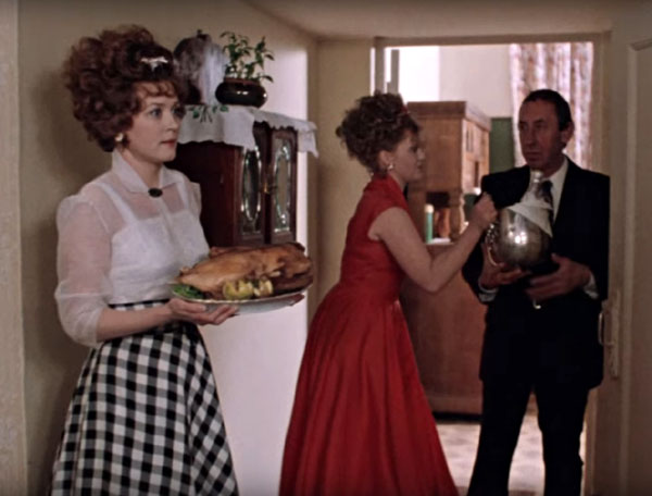 Запеченный гусь («Москва слезам не верит»)