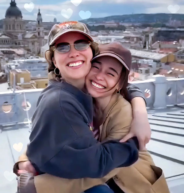 Эмилия Кларк и Хейли-Лу Ричардсон