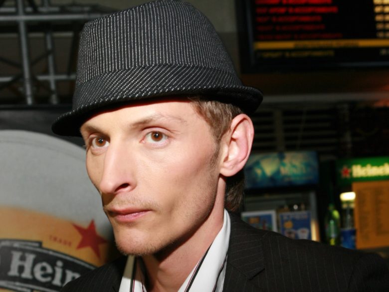 «Извинись, пензенский дрыщ»: Павла Волю втоптали в грязь после глупой шутки над мировой знаменитостью