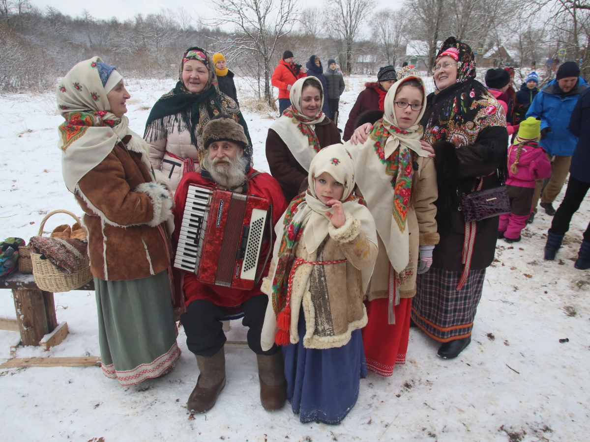 «Коляда, Коляда, открывай ворота!»: как правильно отметить Святки в 2026 году