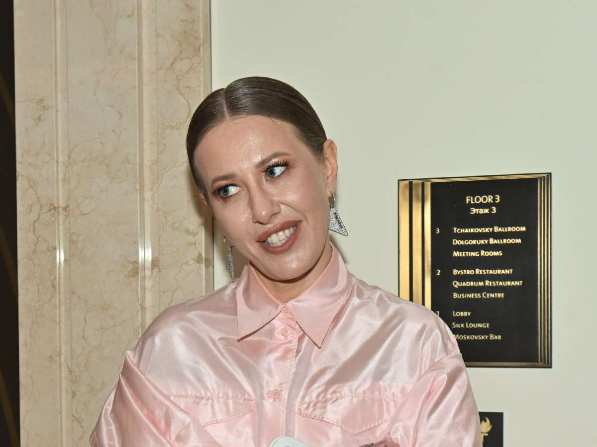 Ксения Собчак в Куршевеле сделала «паровозик» с Патрисией Каас: видео