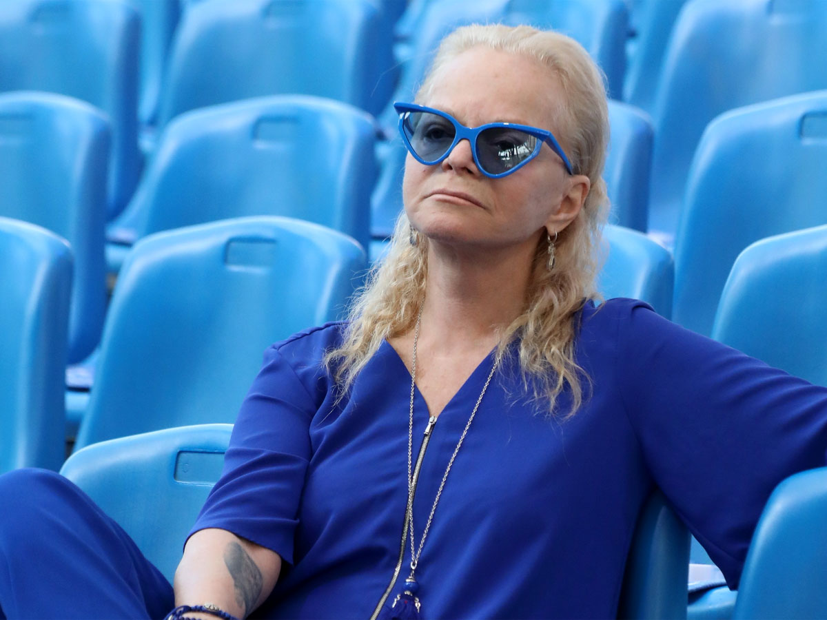 Лариса Долина