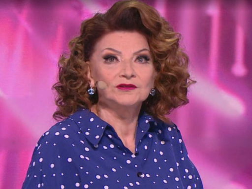 Похорошела благодаря молодому фавориту: вот как сложилась личная жизнь Елены Степаненко после развода