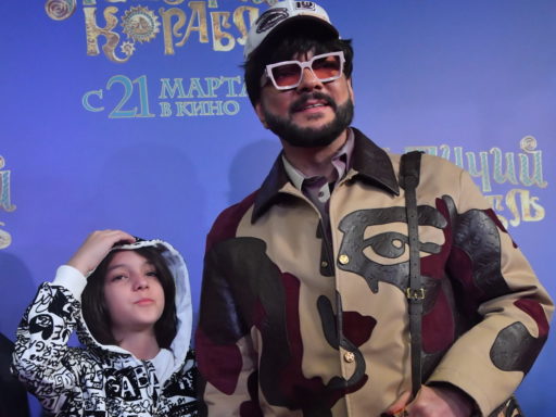 13-летний сын-красавец Киркорова стал игроком известной футбольной команды