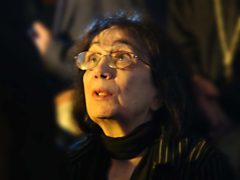 Дочь-инвалид убита горем, лицо покойной скрыто вуалью: как прошло прощание с вдовой Алексея Баталова