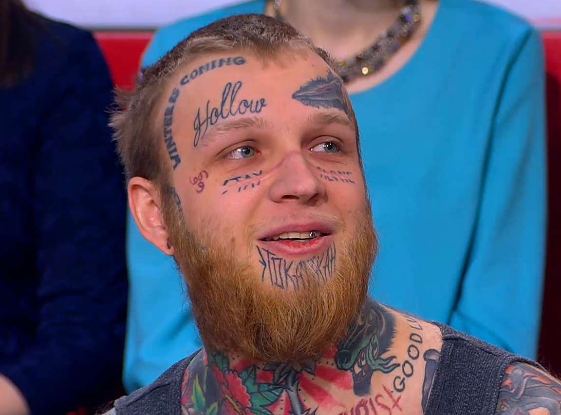 «Лицо опухшее, отекшее»: Елена Яковлева раскрыла жуткие детали о состоянии сына после сведения тату