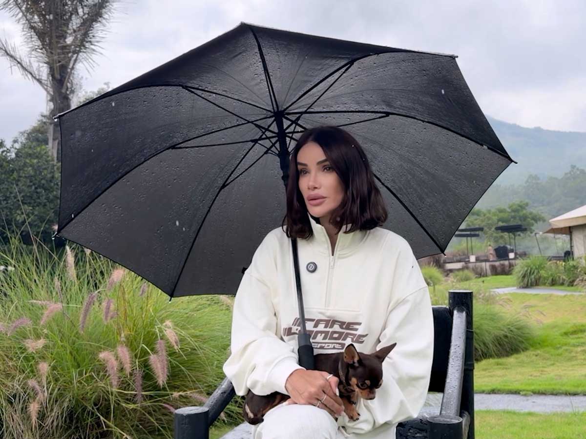 «Маленькая грудь — это топ»: откровение Айзы после неудачной пластики